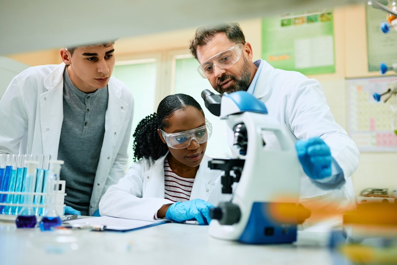 Youth Healthcare Pipeline - Eastern Connecticut Workforce Investment Board